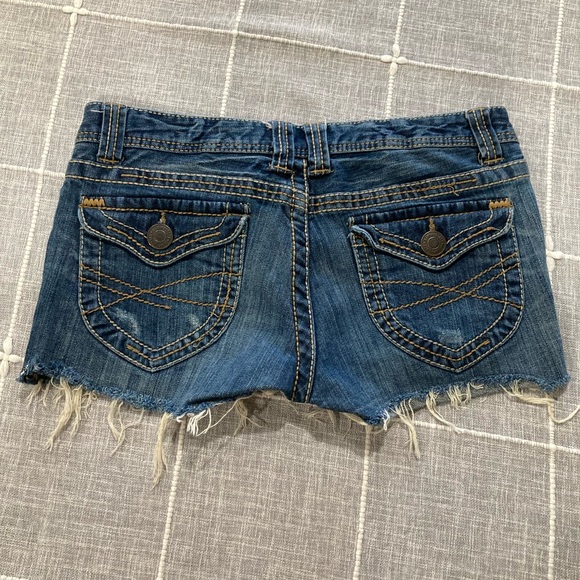 Shorts - Picture 2 of 2